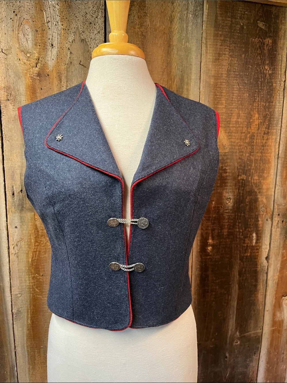 Vintage WG Modell Exquisit Wool Vest with coin buttons and edelweiss flower pins